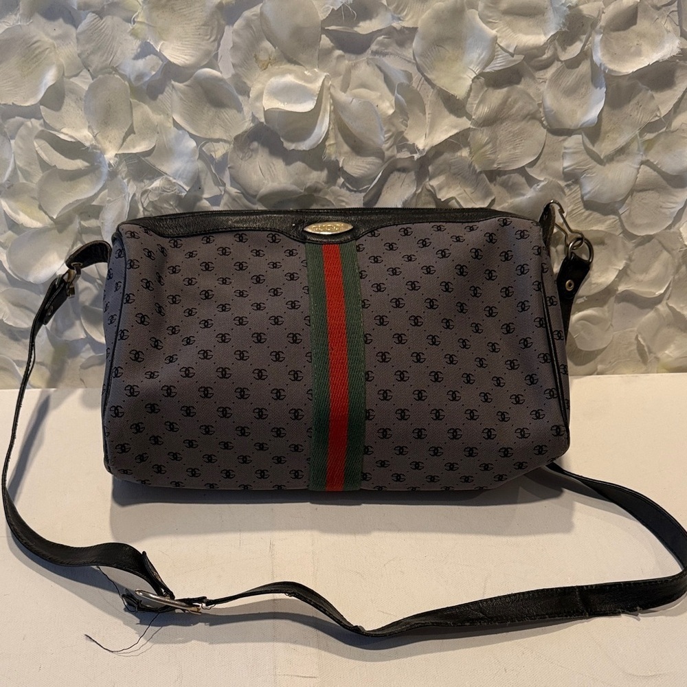 Gucci Vintage Black and Gray Crossbody Bag